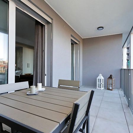 Ych-Delizioso Monolocale Con Terrazzo Apartment Rome Bagian luar foto