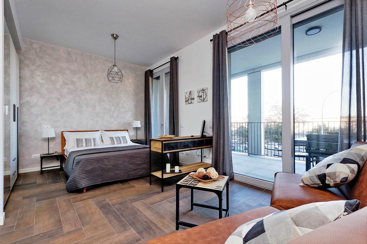 Ych-Delizioso Monolocale Con Terrazzo Apartment Rome Bagian luar foto